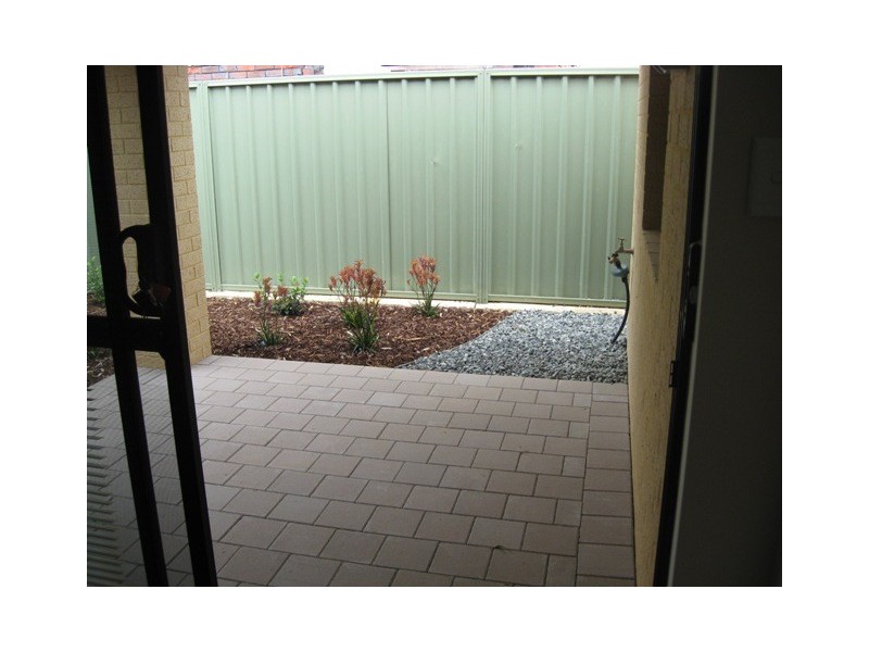 19 Meridian Way, Kwinana Town Centre WA 6167