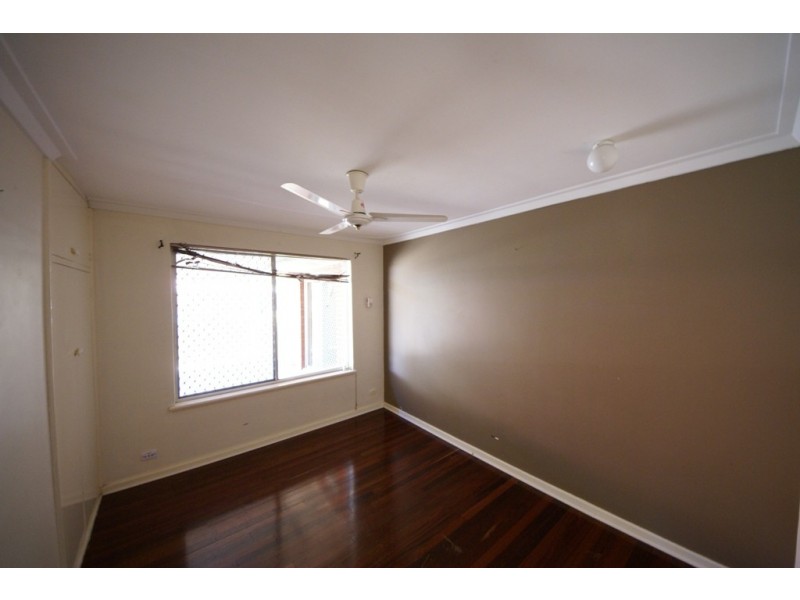 15 Mulligan Way, Orelia WA 6167