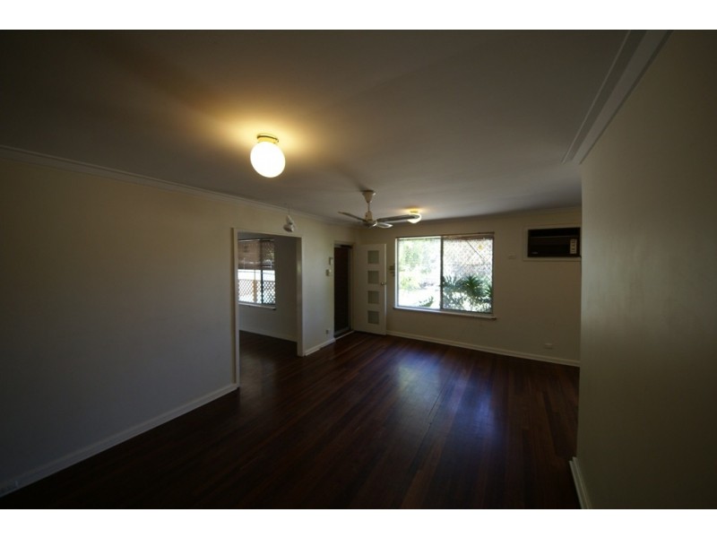 15 Mulligan Way, Orelia WA 6167