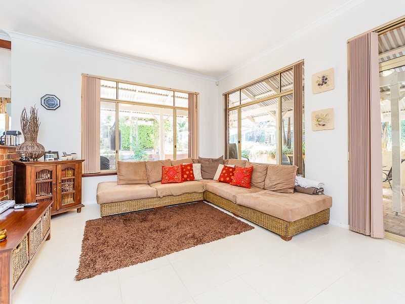 9 Carpenter Retreat, Wellard WA 6170