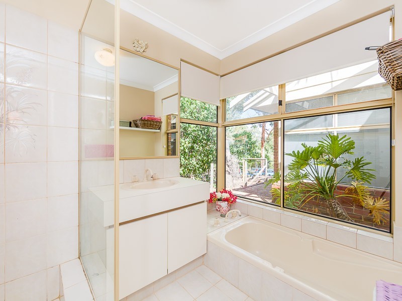 9 Carpenter Retreat, Wellard WA 6170