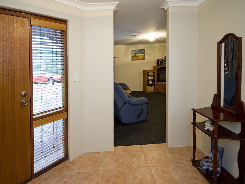 2 Cobbler Court, Wellard WA 6170