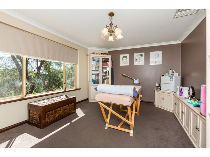 1 Crofter Court, Wellard WA 6170