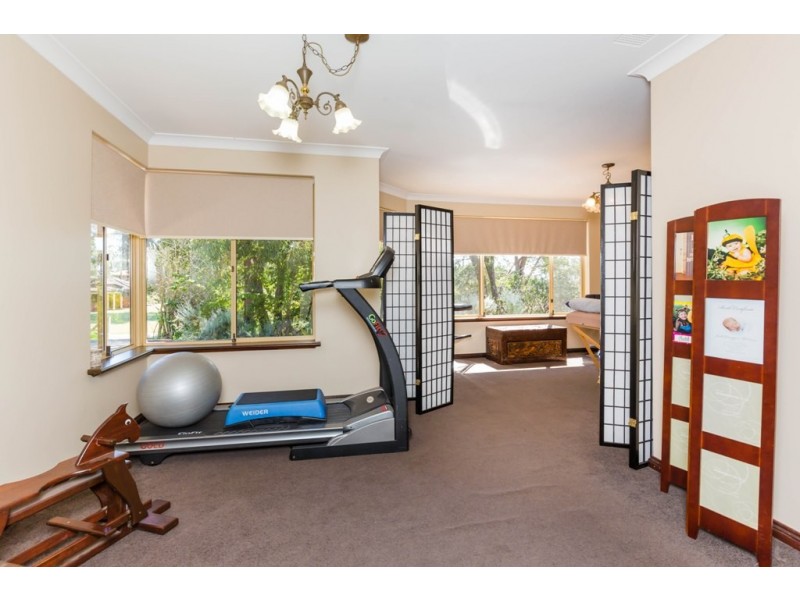 1 Crofter Court, Wellard WA 6170