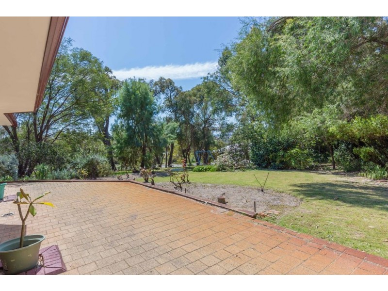 1 Crofter Court, Wellard WA 6170