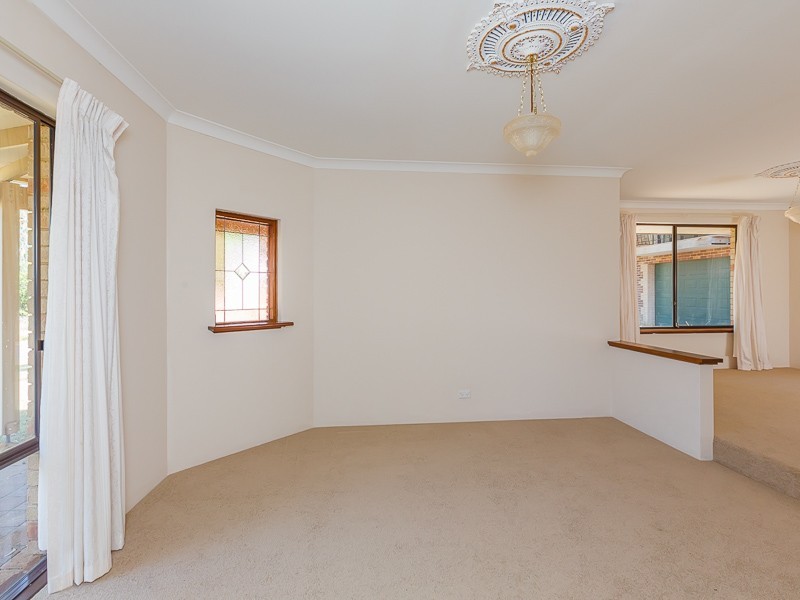 2 Crofter Court, Wellard WA 6170