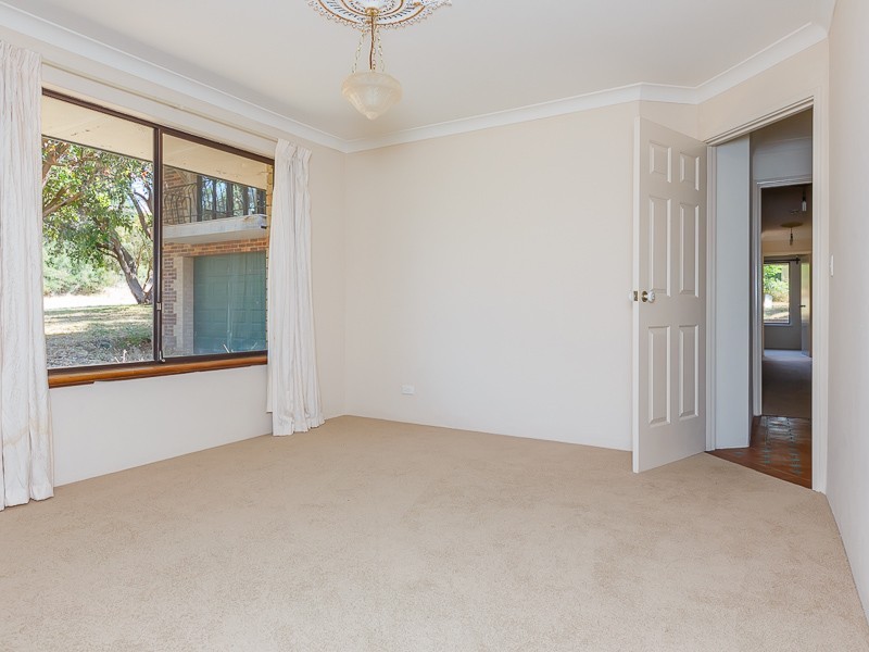 2 Crofter Court, Wellard WA 6170