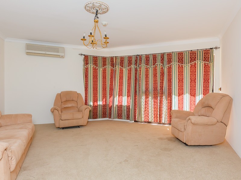 2 Crofter Court, Wellard WA 6170