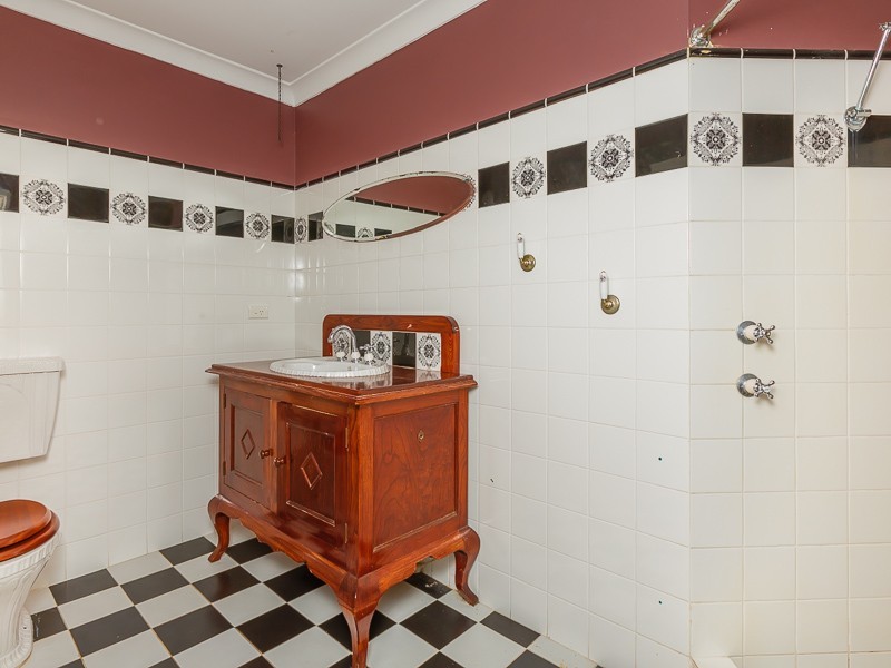 2 Crofter Court, Wellard WA 6170