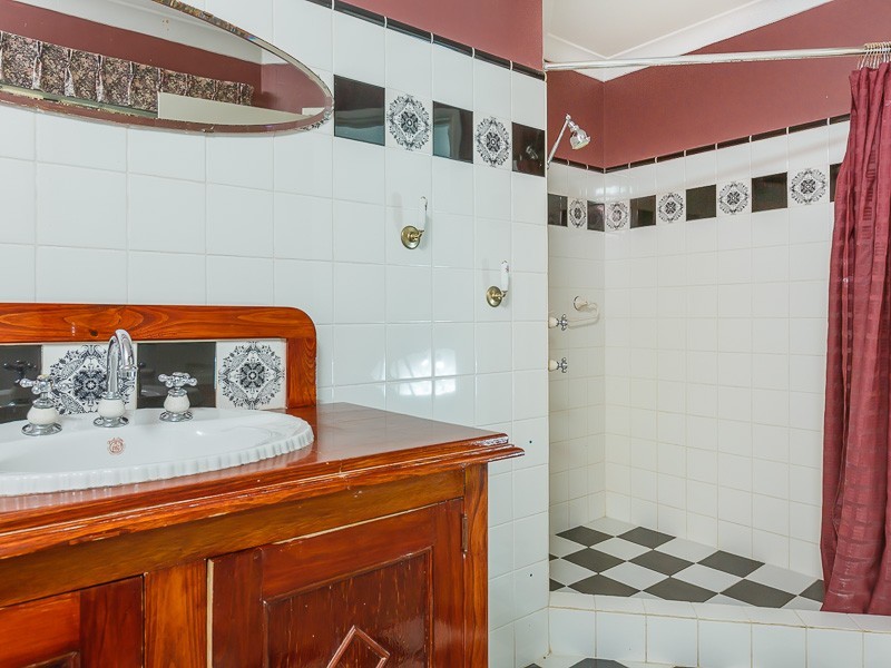 2 Crofter Court, Wellard WA 6170