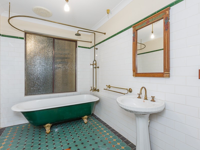 2 Crofter Court, Wellard WA 6170