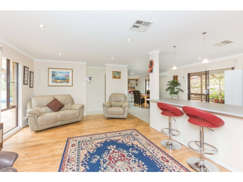 18 Goldsmith Drive, Wellard WA 6170