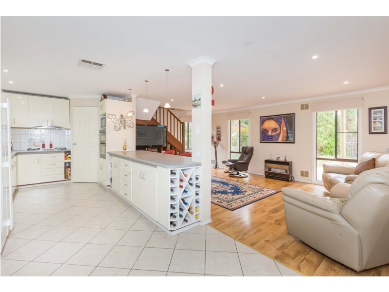 18 Goldsmith Drive, Wellard WA 6170