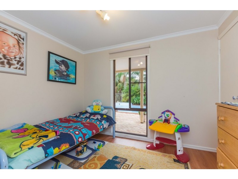 18 Goldsmith Drive, Wellard WA 6170