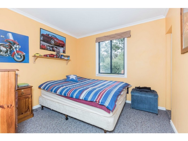 18 Goldsmith Drive, Wellard WA 6170