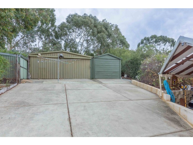 18 Goldsmith Drive, Wellard WA 6170