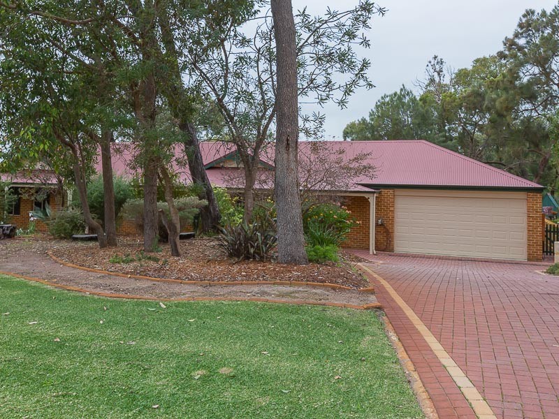 2 Ironmonger Court, Wellard WA 6170