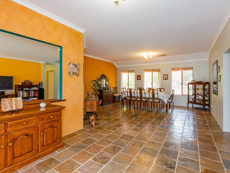 2 Ironmonger Court, Wellard WA 6170