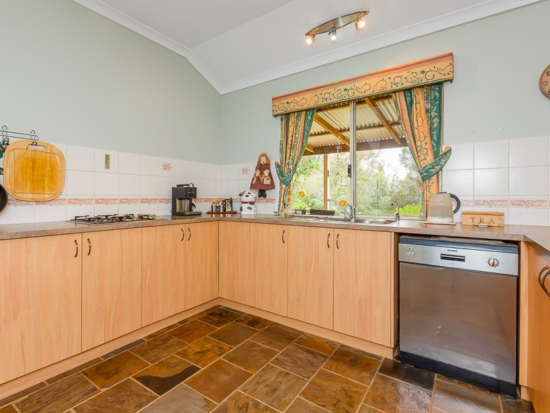 2 Ironmonger Court, Wellard WA 6170