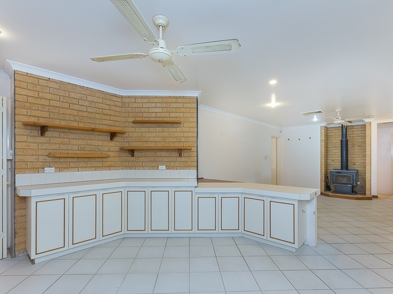 5 Shipwright Avenue, Wellard WA 6170