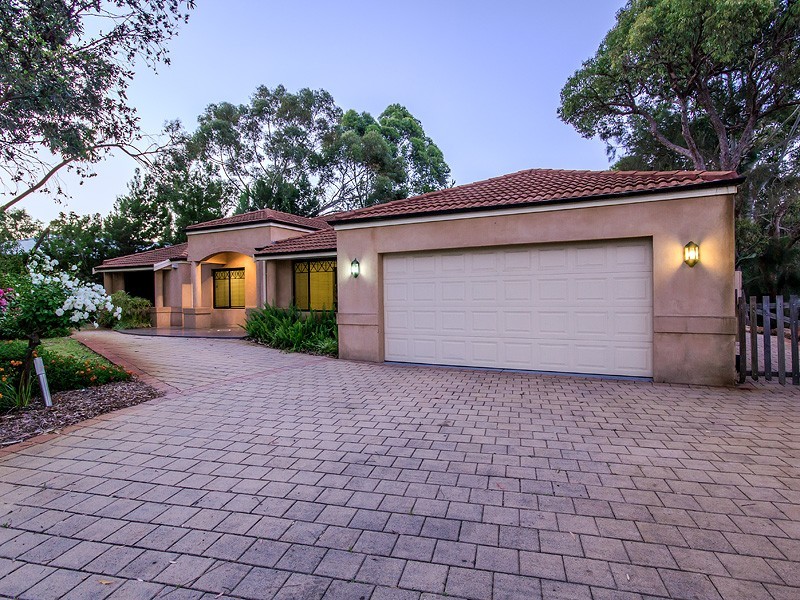 13 Shipwright Avenue, Wellard WA 6170