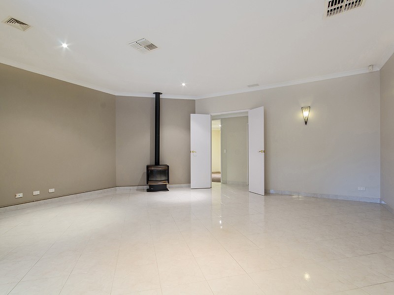 13 Shipwright Avenue, Wellard WA 6170