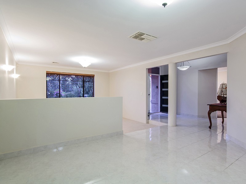 13 Shipwright Avenue, Wellard WA 6170
