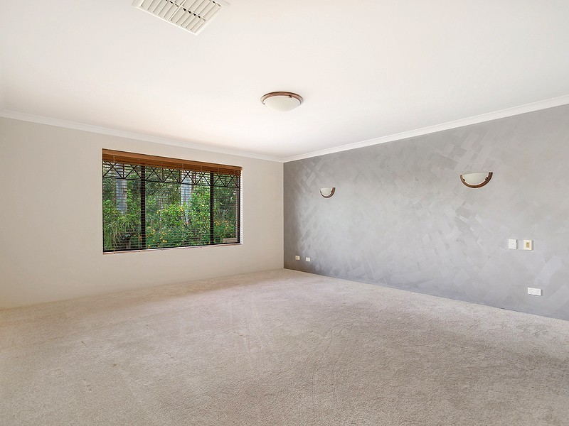 13 Shipwright Avenue, Wellard WA 6170
