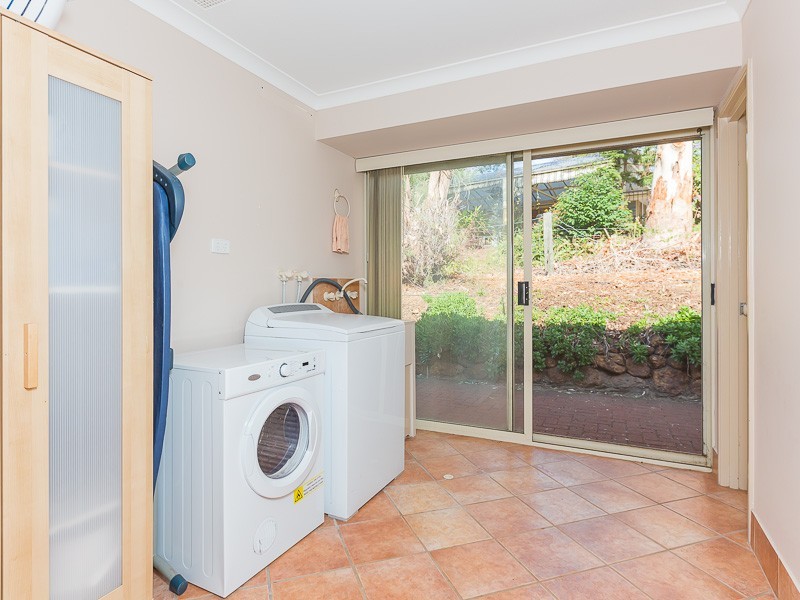 15 Shipwright Avenue, Wellard WA 6170