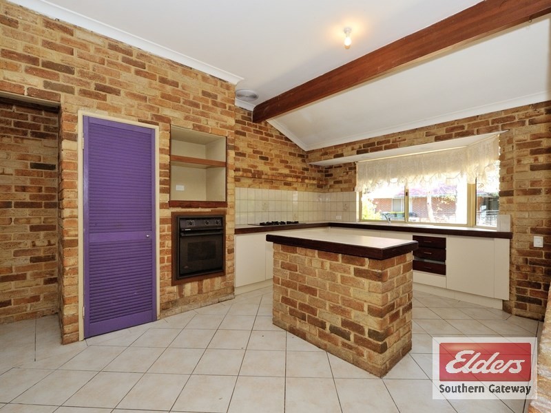 18 Shipwright Avenue, Wellard WA 6170