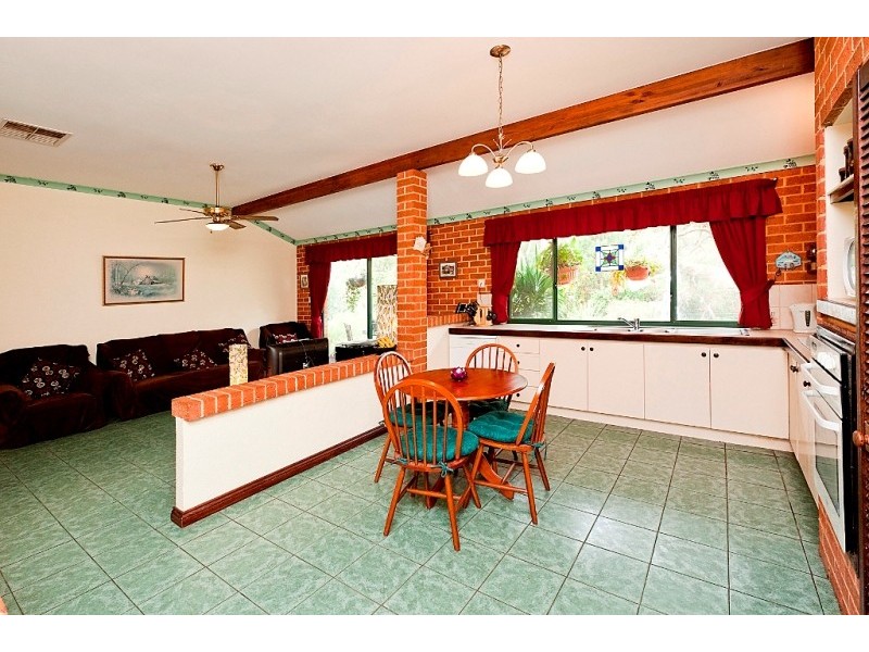 19 Shipwright Avenue, Wellard WA 6170