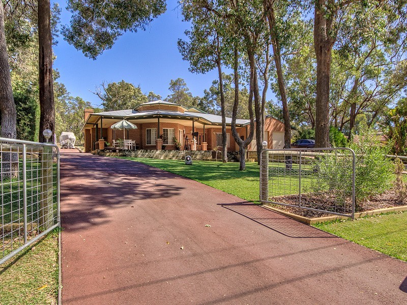 50 Silversmith Street, Wellard WA 6170