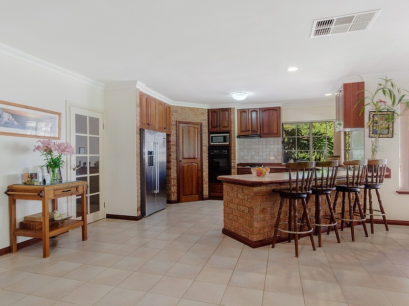 50 Silversmith Street, Wellard WA 6170