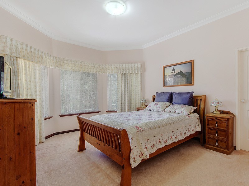 50 Silversmith Street, Wellard WA 6170