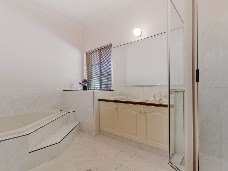 50 Silversmith Street, Wellard WA 6170