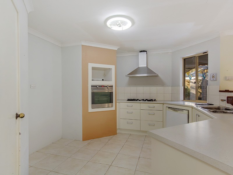 56 Silversmith Street, Wellard WA 6170