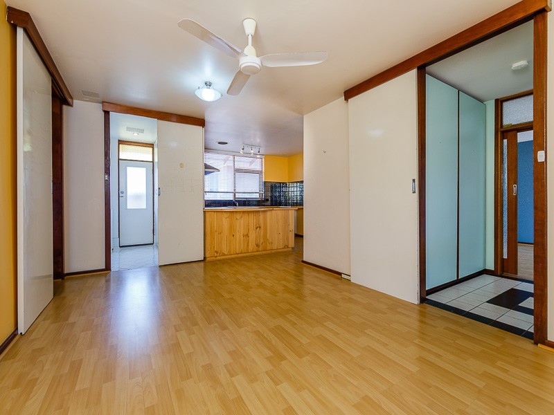 33 Calista Avenue, Calista WA 6167