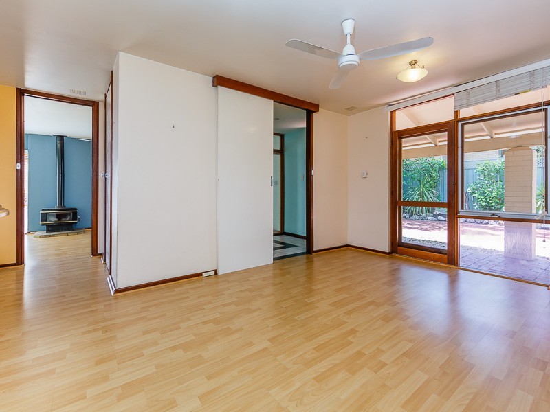 33 Calista Avenue, Calista WA 6167