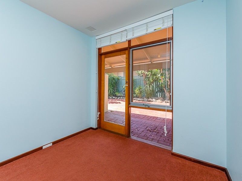 33 Calista Avenue, Calista WA 6167