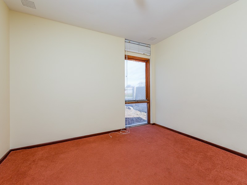 33 Calista Avenue, Calista WA 6167