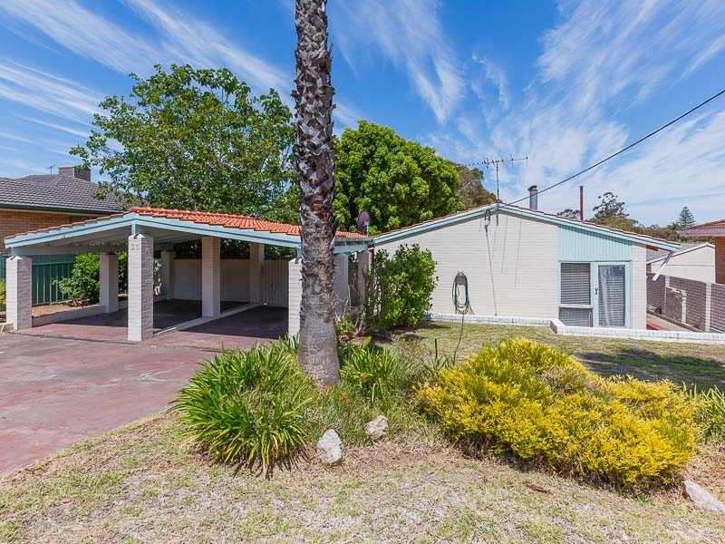 33 Calista Avenue, Calista WA 6167