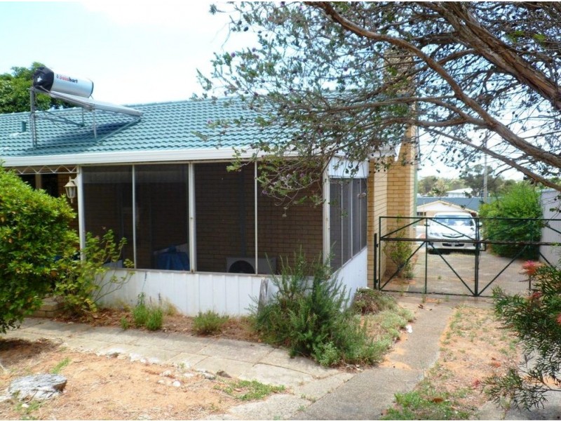 94 Orelia Avenue, Orelia WA 6167