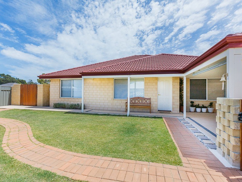 8 Highbridge Way, Leda WA 6170