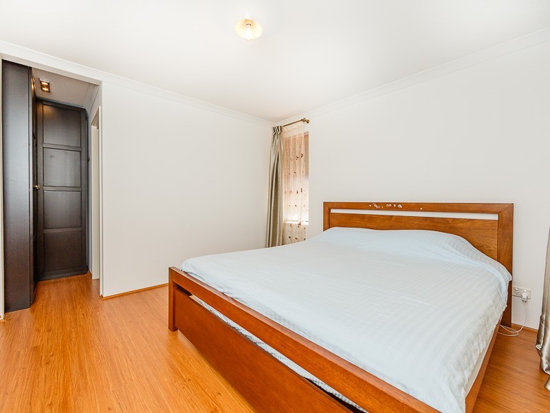 8 Highbridge Way, Leda WA 6170