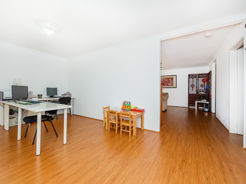 8 Highbridge Way, Leda WA 6170