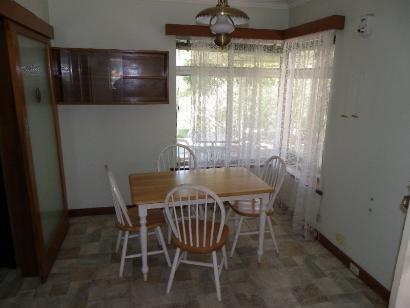 19 Edmund Way, Calista WA 6167