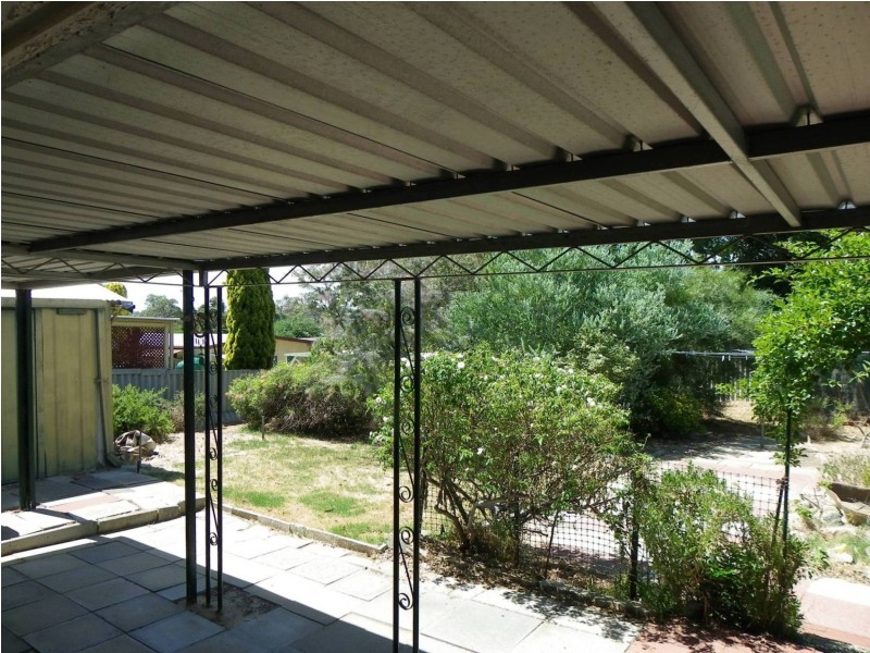 19 Edmund Way, Calista WA 6167