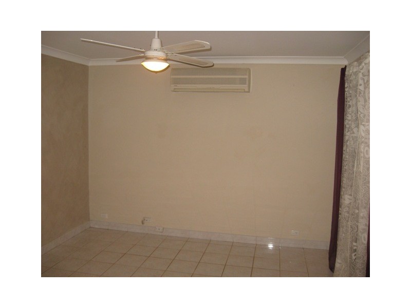 21 Barney Court, Parmelia WA 6167