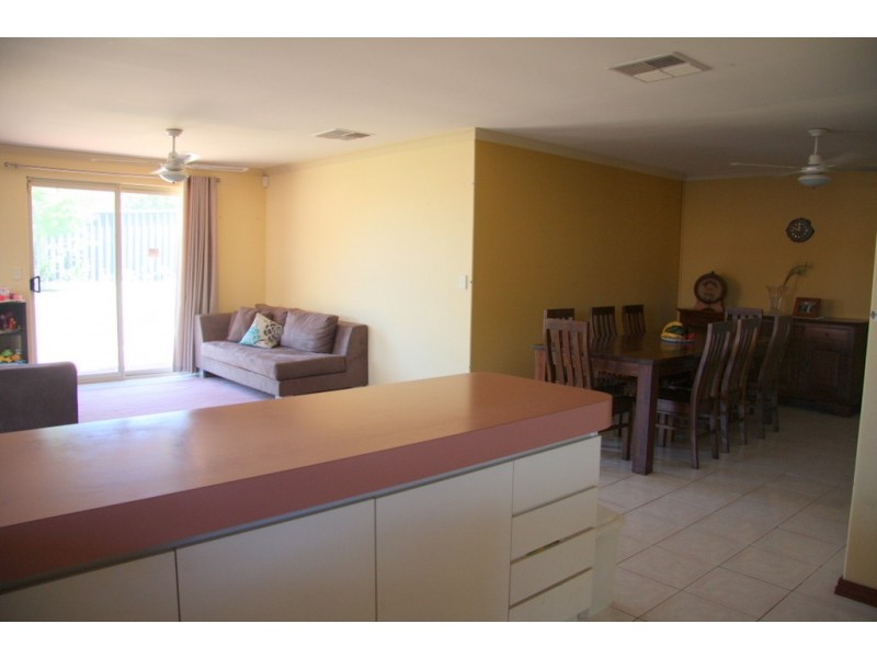 11 Pavonia Heights, South Lake WA 6164