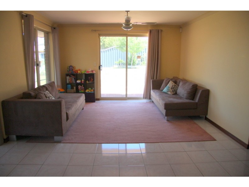 11 Pavonia Heights, South Lake WA 6164